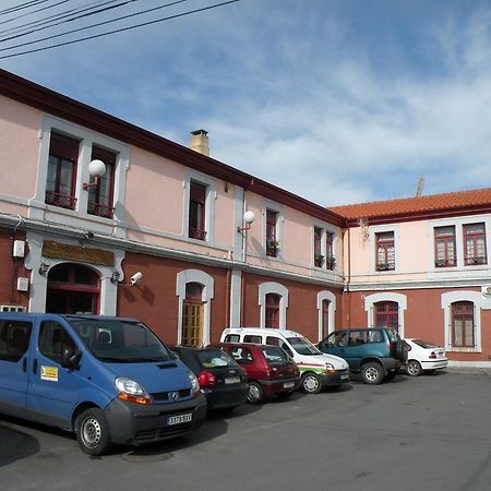 Albergue La Estacion Llanes Exterior foto